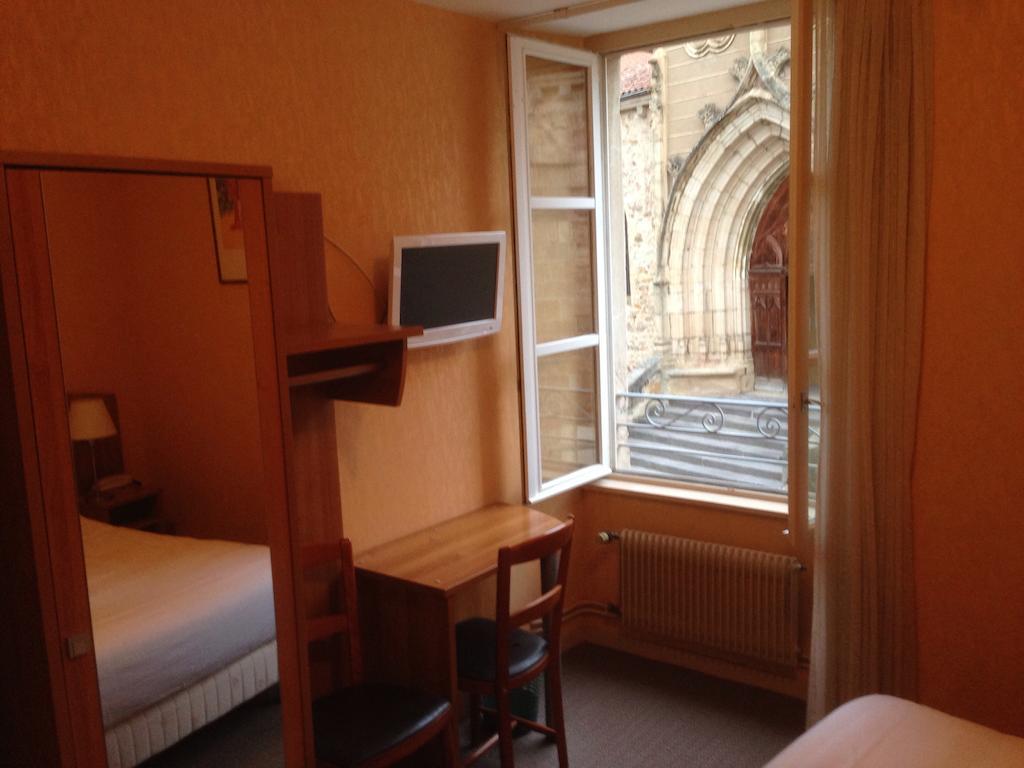 Hotel De L'Abbaye Sauxillanges Pokoj fotografie